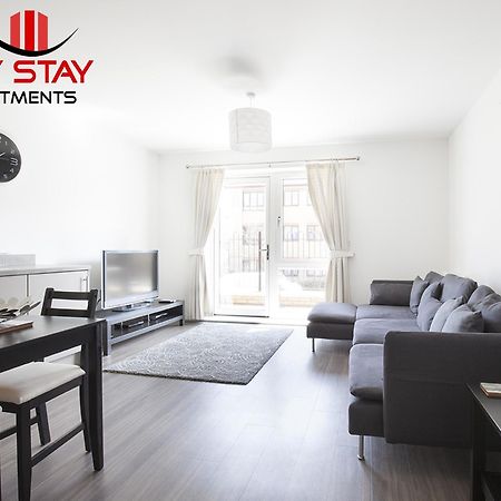 Campbell Park - City Stay Apartments 米尔顿凯恩斯 外观 照片